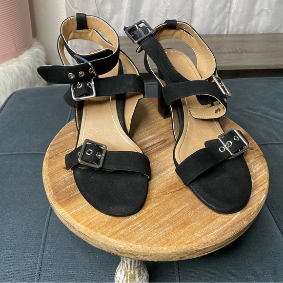 Vionic, black suede sandals ankle strap size 9 1/2 heel 3.5 inches great shape - Picture 2 of 8